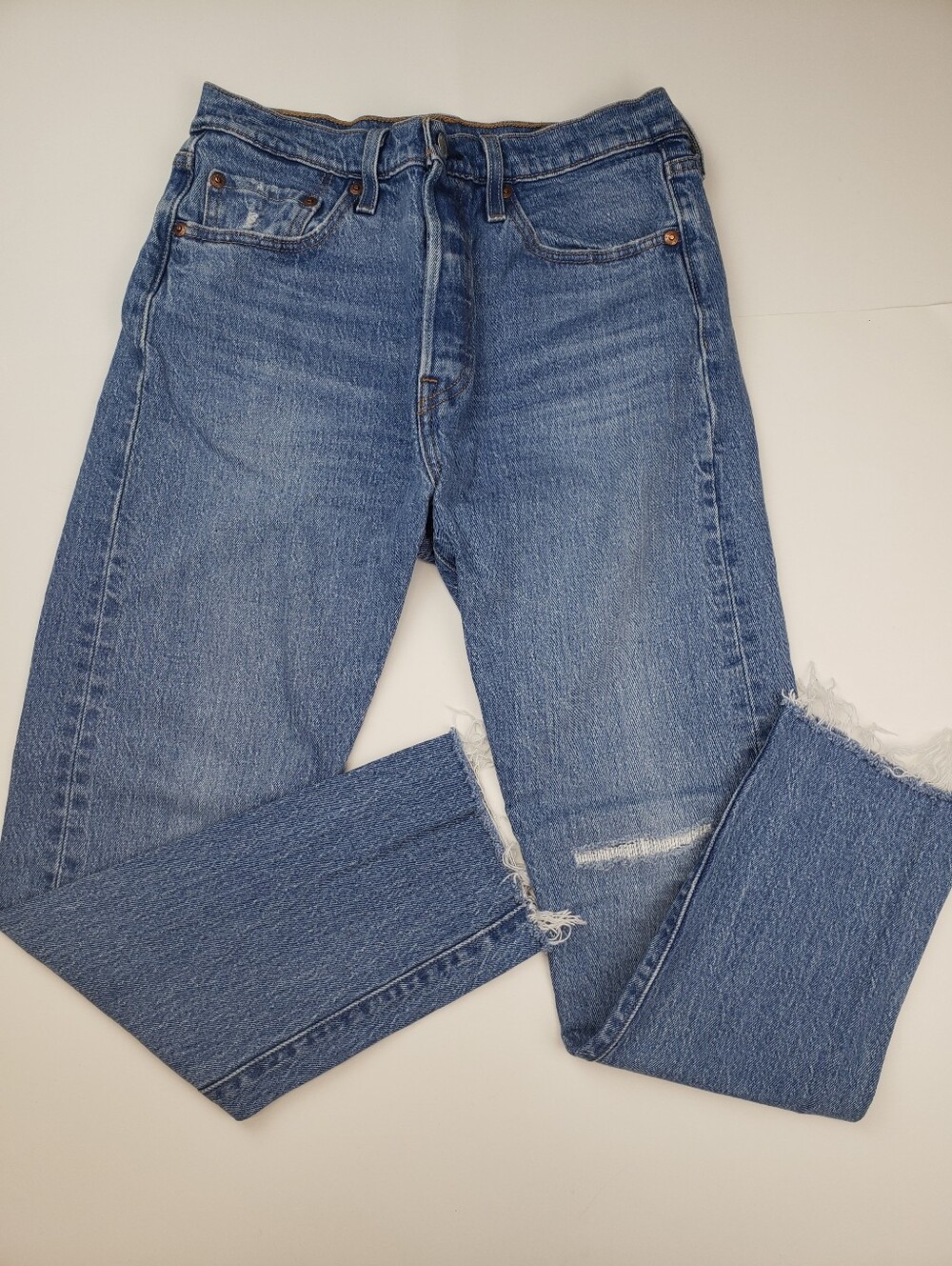 Levi's 501 Skinny Distressed Raw Hem Medium Wash Jeans Size 28 X 28